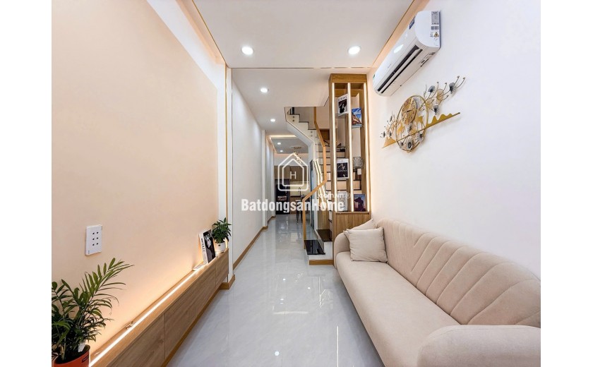 D2093 ⚡️ nhà 2/ Lê Lợi Gò Vấp, SHR, Vuông, 3 tầng, 4.x tỷ